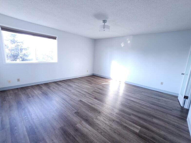 5000 50 St, Beaumont, AB for lease - Interior Photo - Image 1 of 9
