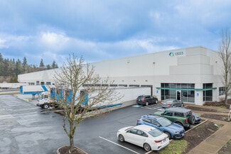 Plus de détails pour 13023 SE Jennifer St, Clackamas, OR - Industriel à louer