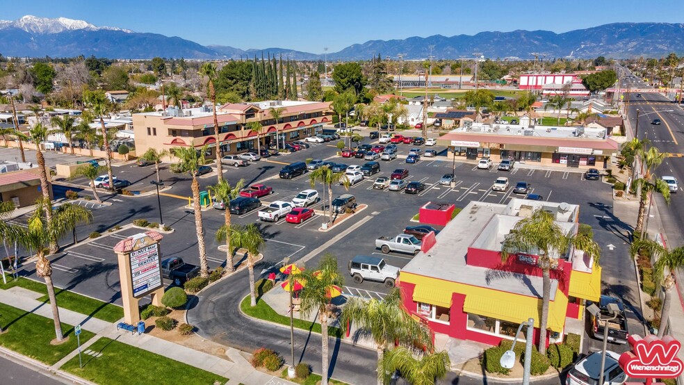 801-833 W Valley Blvd, Colton, CA for lease - Building Photo - Image 2 of 6