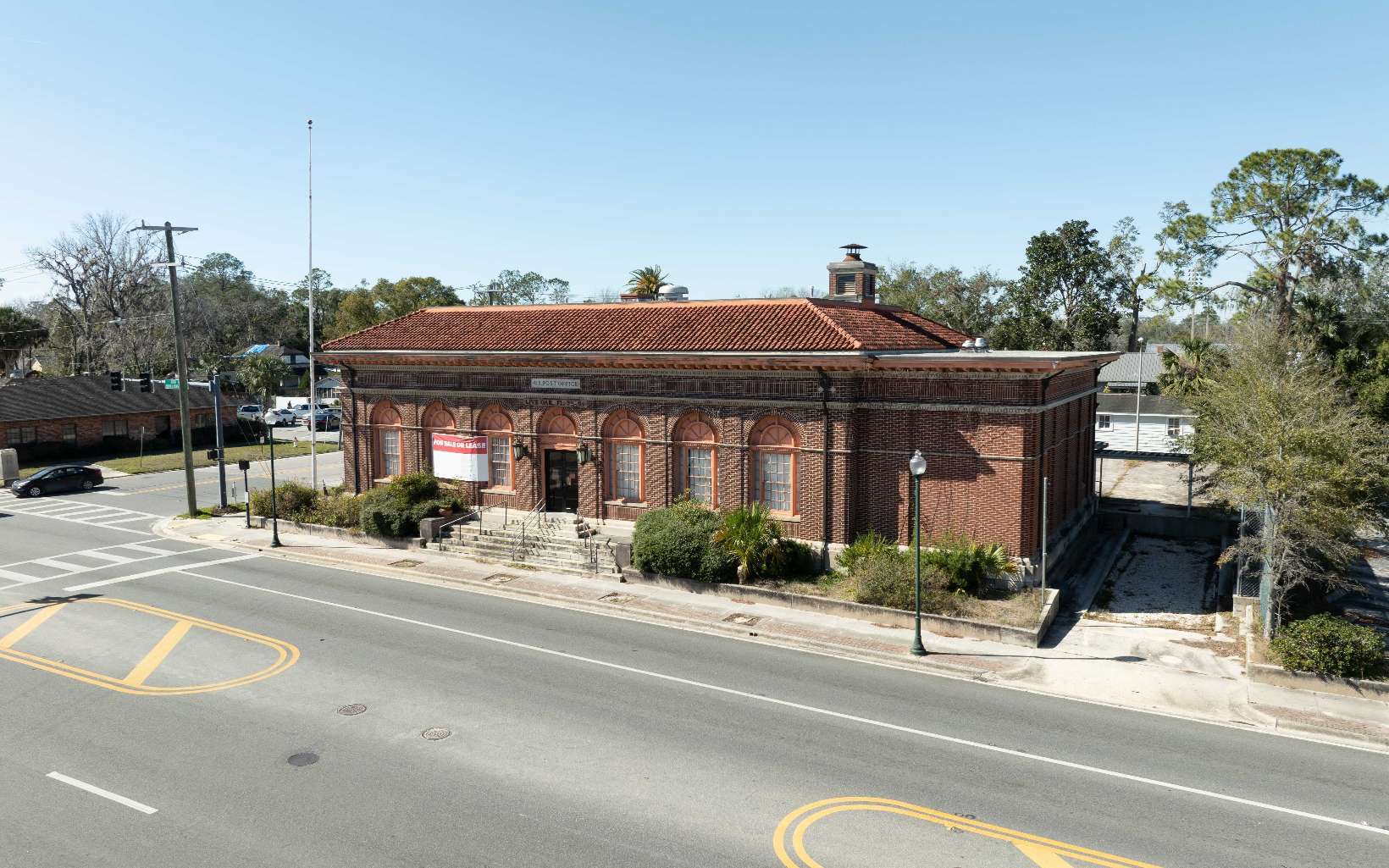 400 S Ohio Ave, Live Oak, FL à vendre Photo du bâtiment- Image 1 de 46