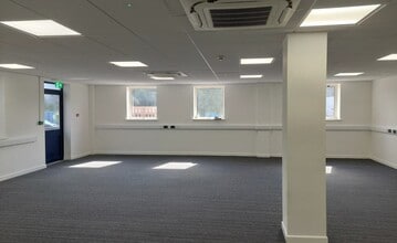 Parc Ty Glas, Cardiff for lease Interior Photo- Image 2 of 3