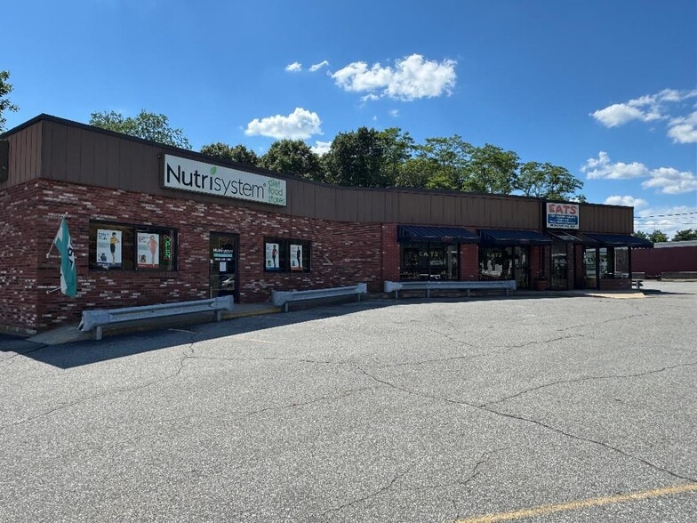 1393 Fall River, Seekonk, MA for sale - Building Photo - Image 2 of 13