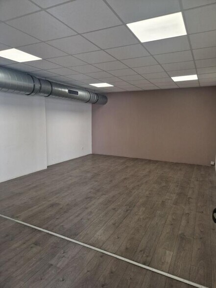 55 Rue Antonin Georges Belin, Argenteuil for lease - Interior Photo - Image 3 of 13