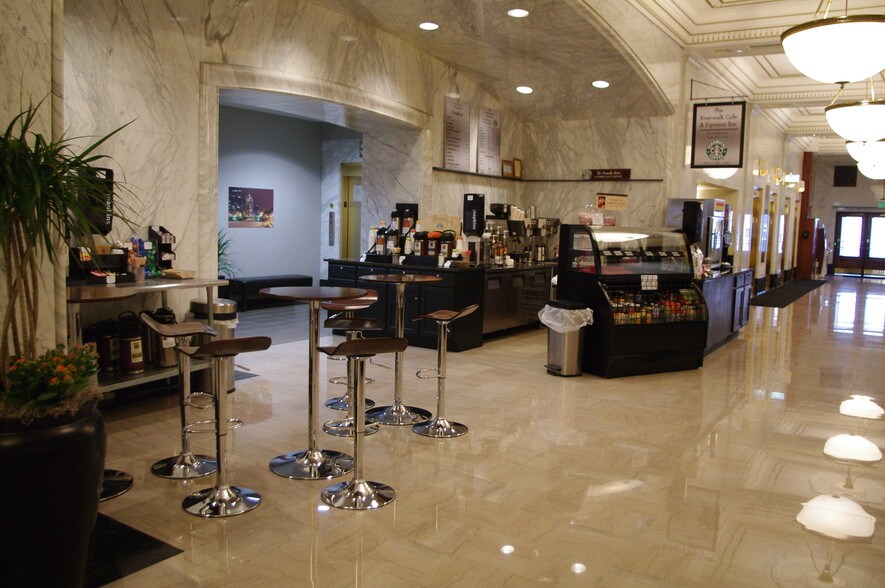 735 N Water St, Milwaukee, WI à louer - Hall d’entrée - Image 3 de 6