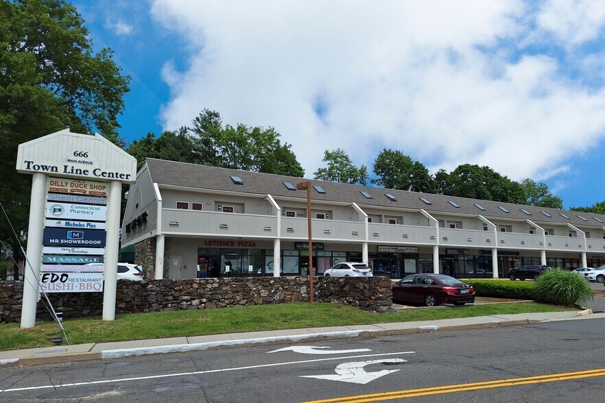 666 Main Ave, Norwalk, CT à louer - Photo du bâtiment - Image 1 de 5