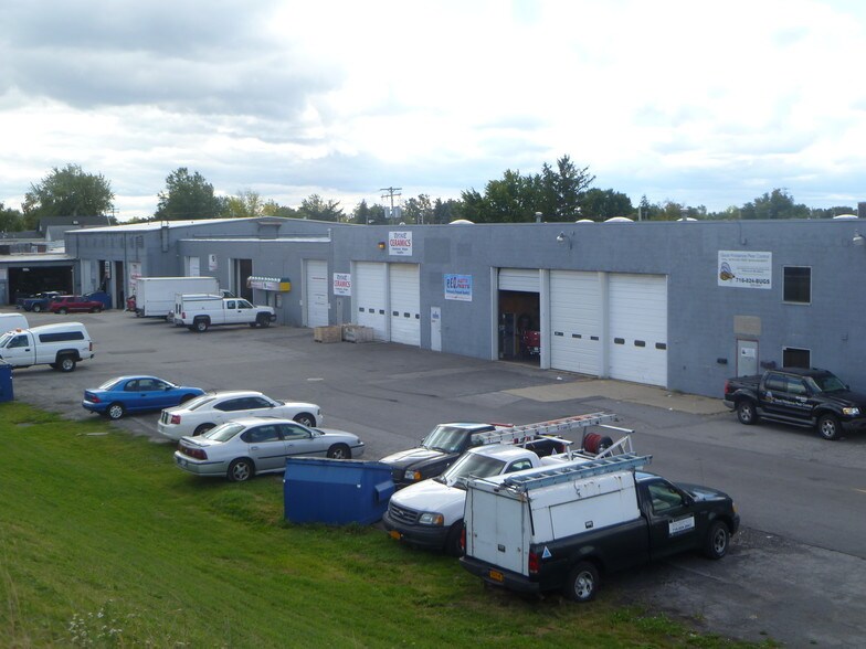 1560 Harlem Rd, Cheektowaga, NY à louer - Photo du bâtiment - Image 3 de 6