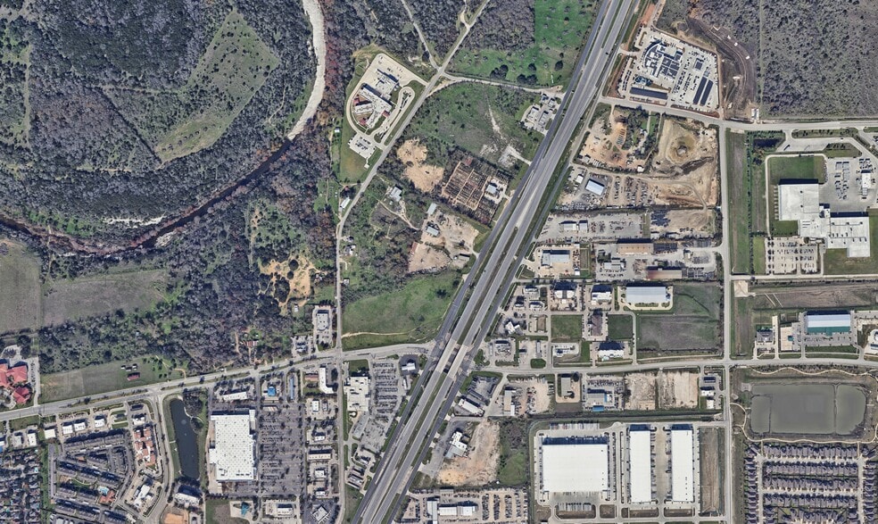 189 Main Street, Buda, TX for lease - Building Photo - Image 3 of 3