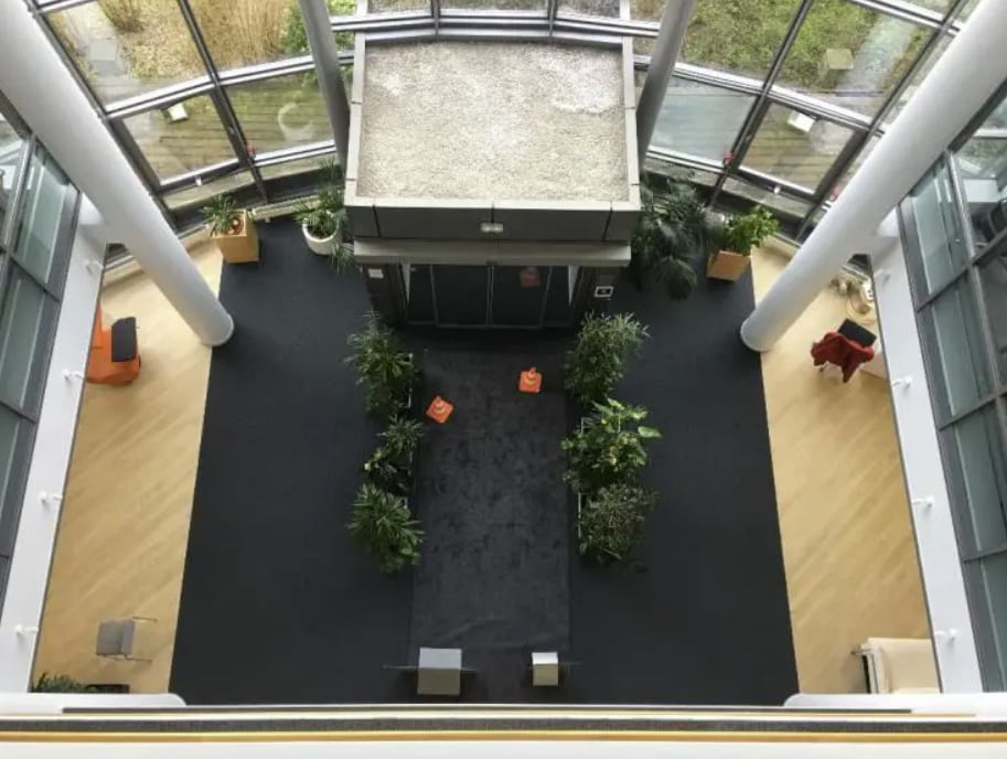 Office in Aubervilliers for lease Interior Photo- Image 1 of 2