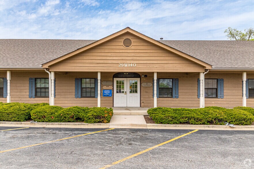 29W110-29W140 Butterfield Rd, Warrenville, IL à louer - Photo du bâtiment - Image 3 de 5