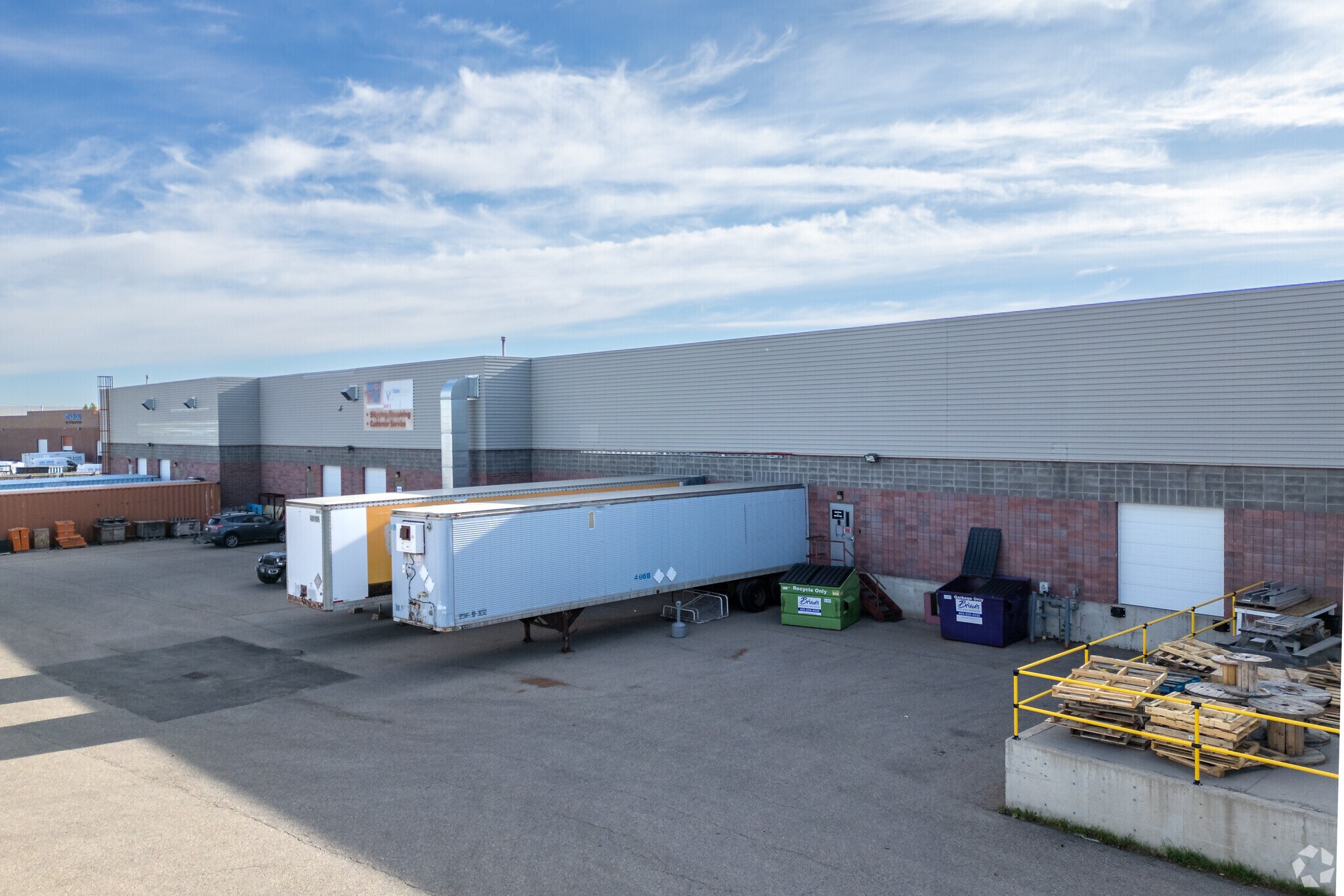 3815 32nd St NE, Calgary, AB for sale Building Photo- Image 1 of 1