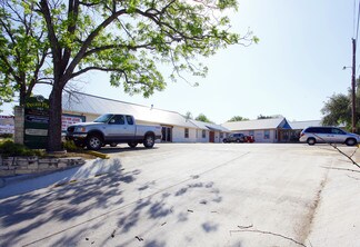More details for 843 Sidney Baker St, Kerrville, TX - Retail for Lease