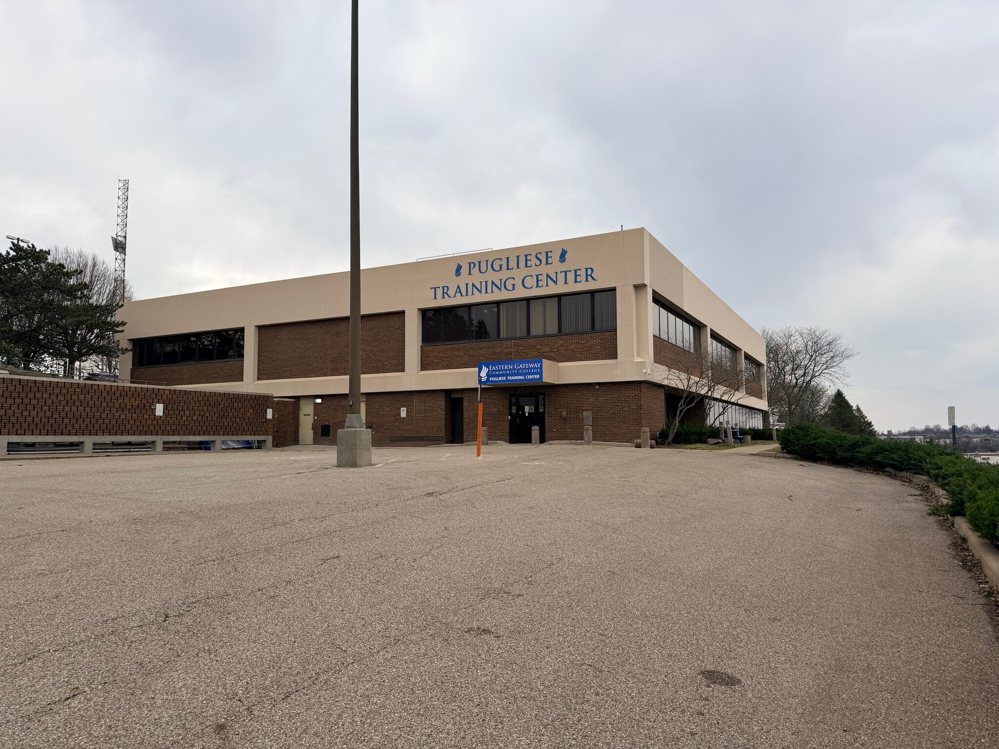 110 John Scott Hwy, Steubenville, OH for lease Building Photo- Image 1 of 5