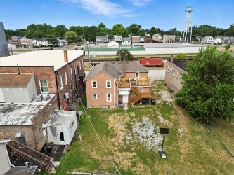 605 Reed St, Beecher, IL à vendre - Photo du bâtiment - Image 3 de 19