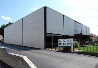 Plus de détails pour 1916 N Knoxville Ave, Peoria, IL - Commerce de détail à vendre