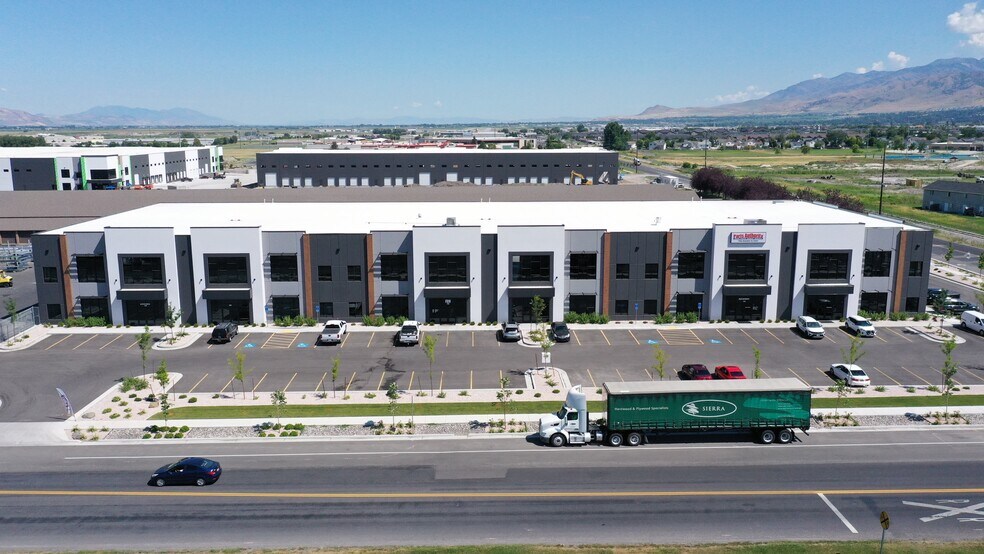 1000 W 1000 N, Logan, UT à louer - Photo du bâtiment - Image 3 de 8