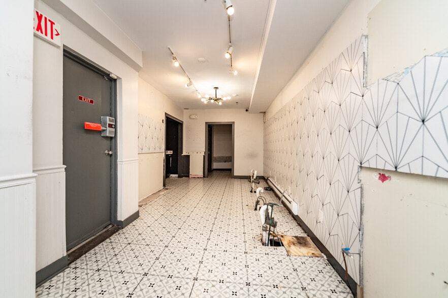 297 Newbury St, Boston, MA for sale - Building Photo - Image 2 of 12