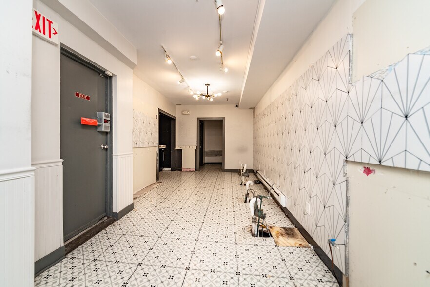 297 Newbury St, Boston, MA à vendre - Photo du bâtiment - Image 2 de 12