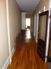 202 W State St, Trenton, NJ à vendre Photo intérieure- Image 2 de 7