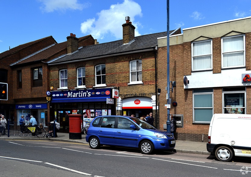 39-43 High St, St Neots for lease - Primary Photo - Image 1 of 3