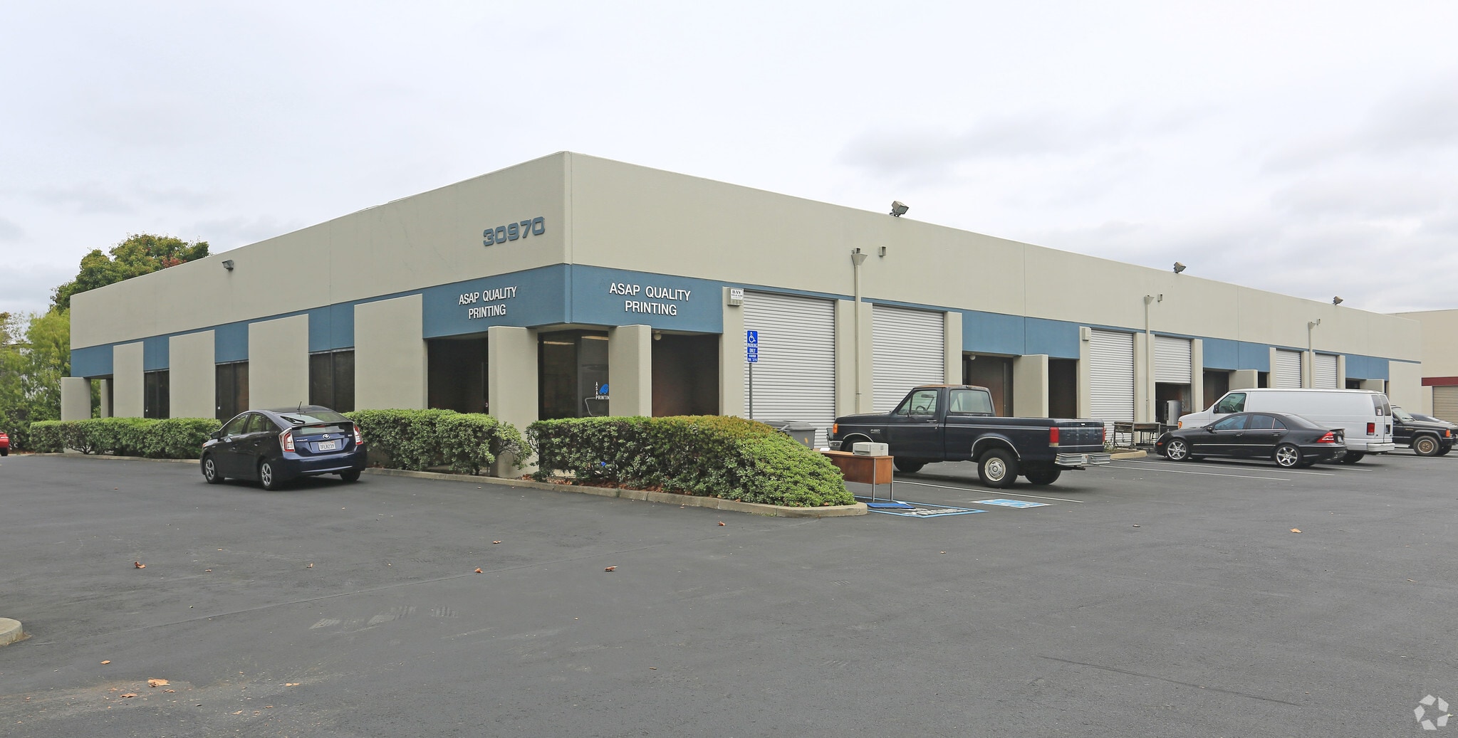 30998 Huntwood Ave, Hayward, CA for lease Primary Photo- Image 1 of 3