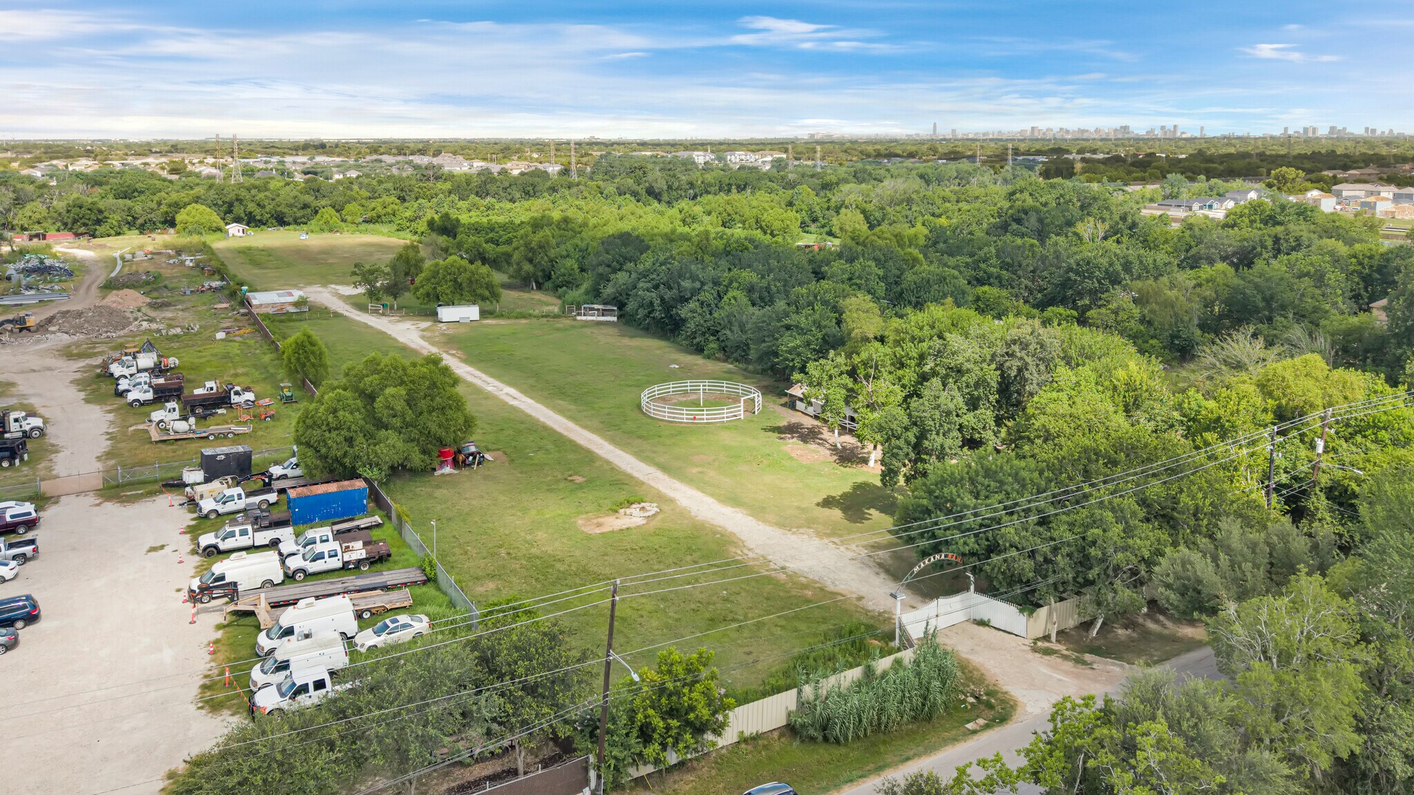 12010 Martindale Road, Houston, TX à louer Photo du bâtiment- Image 1 de 18