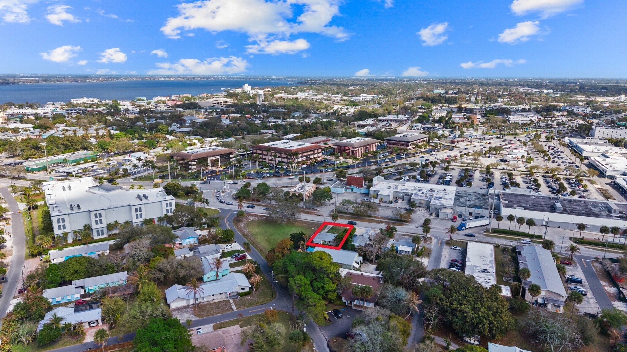 820 SW Palm City Rd, Stuart, FL à vendre Photo principale- Image 1 de 23