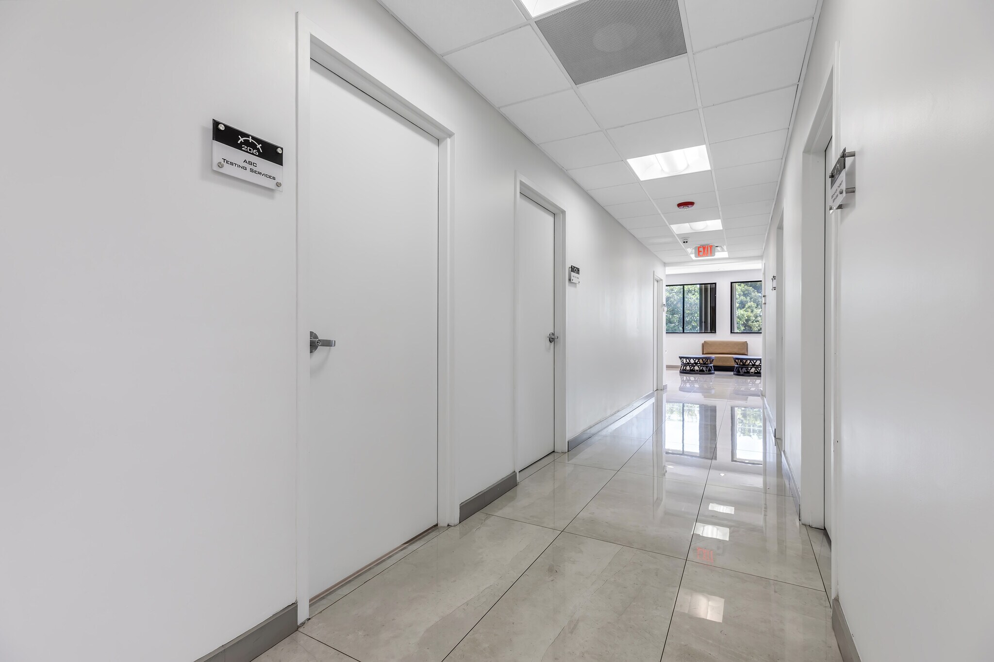 7001 SW 97th Ave, Miami, FL for lease Interior Photo- Image 1 of 25