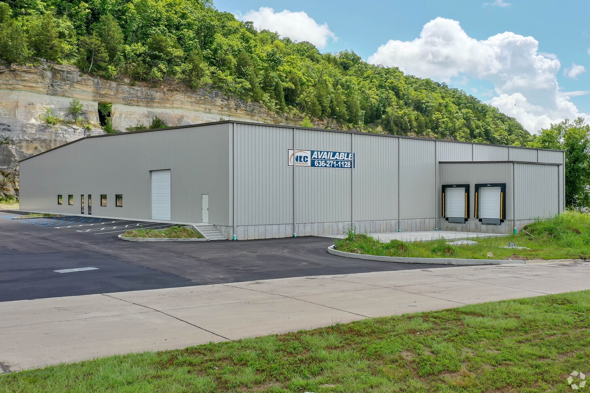Neosho And Business Loop 44, Pacific, MO for lease Primary Photo- Image 1 of 7