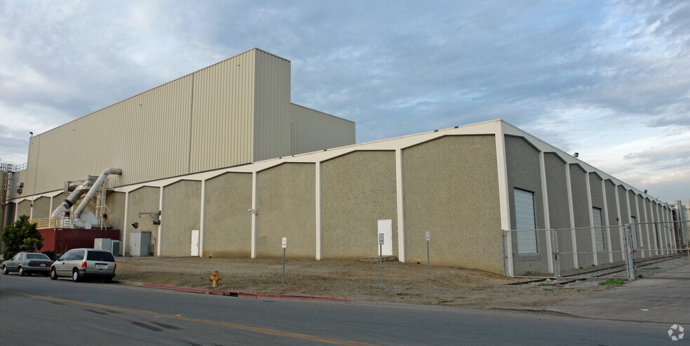 1311 Schilling Pl, Salinas, CA à louer - Photo du bâtiment - Image 2 de 8