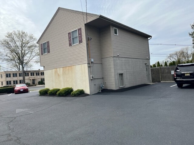 140 Route 33, Hamilton Township, NJ à louer - Photo du bâtiment - Image 2 de 15
