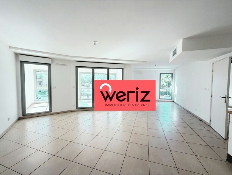45 Rue Pascal Fieschi, Aix-en-Provence for lease - Interior Photo - Image 2 of 7