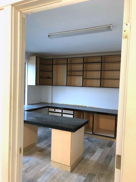 12127 44th St SE, Calgary, AB à vendre - Photo du bâtiment - Image 1 de 1