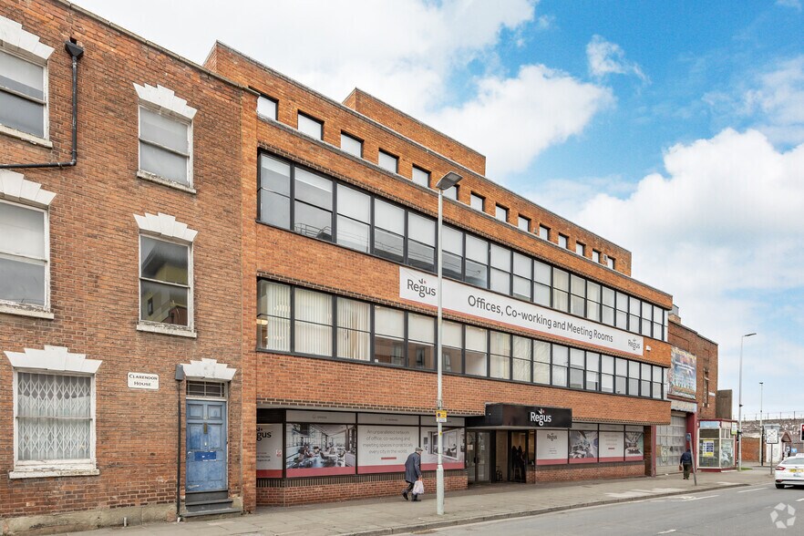 31-33 Worcester St, Gloucester à louer - Photo du bâtiment - Image 3 de 4