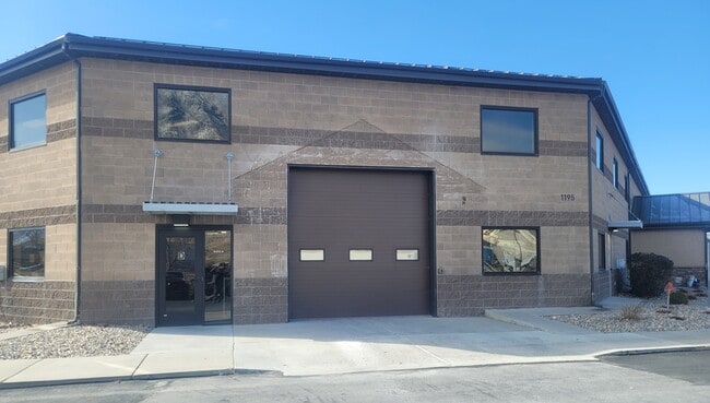 Plus de détails pour 1195 N Spring Creek Pl, Springville, UT - Local d'activités à louer