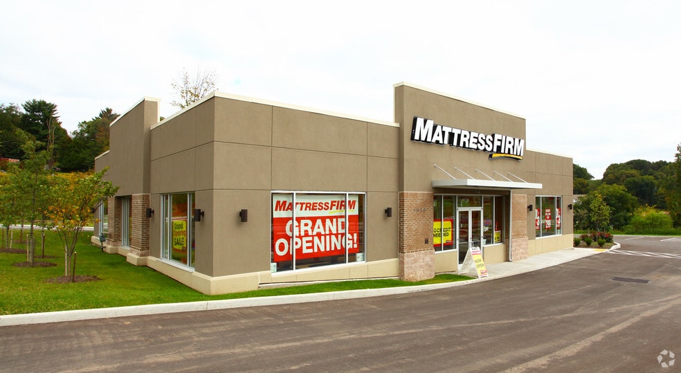 5670 William Flynn Hwy, Gibsonia, PA for lease - Primary Photo - Image 1 of 4