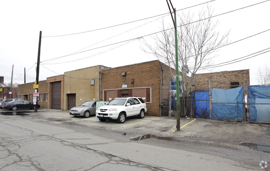 1618 N Throop St, Chicago, IL à vendre - Photo du bâtiment - Image 2 de 2