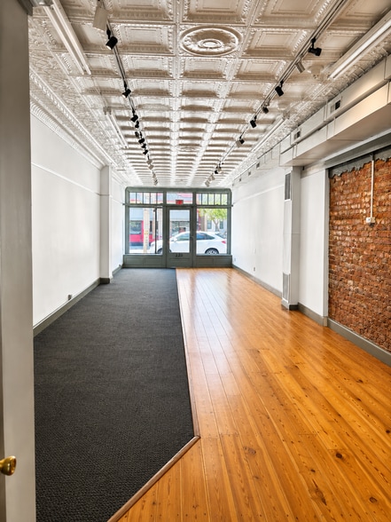 2225 W Main St, Richmond, VA for sale - Interior Photo - Image 3 of 5