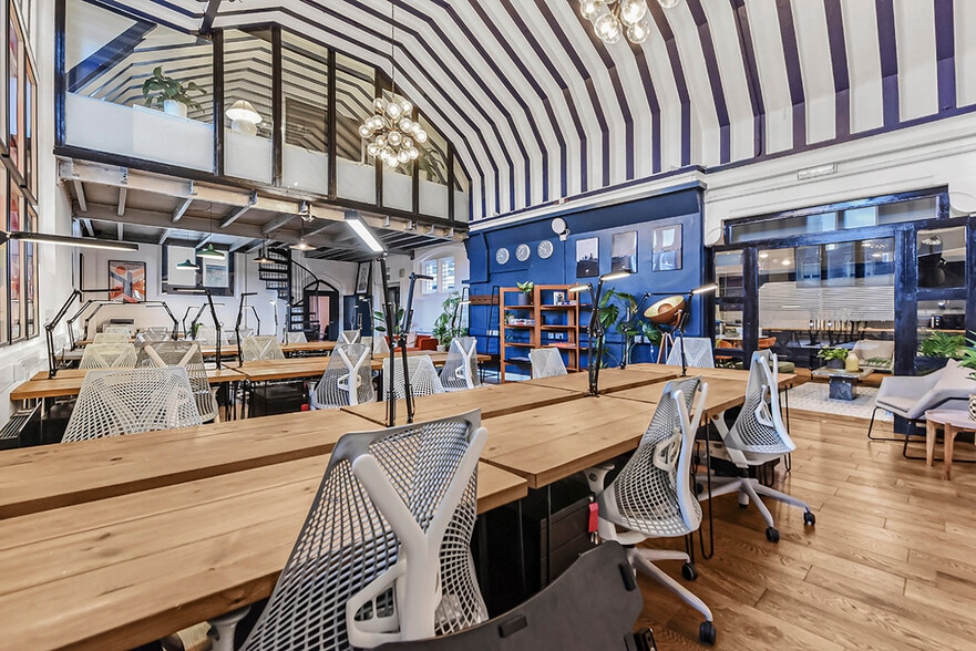 70 Wells St, London for lease - Building Photo - Image 2 of 22