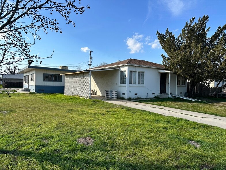 1728 Estes Ave, Corcoran, CA à vendre - Photo principale - Image 1 de 3