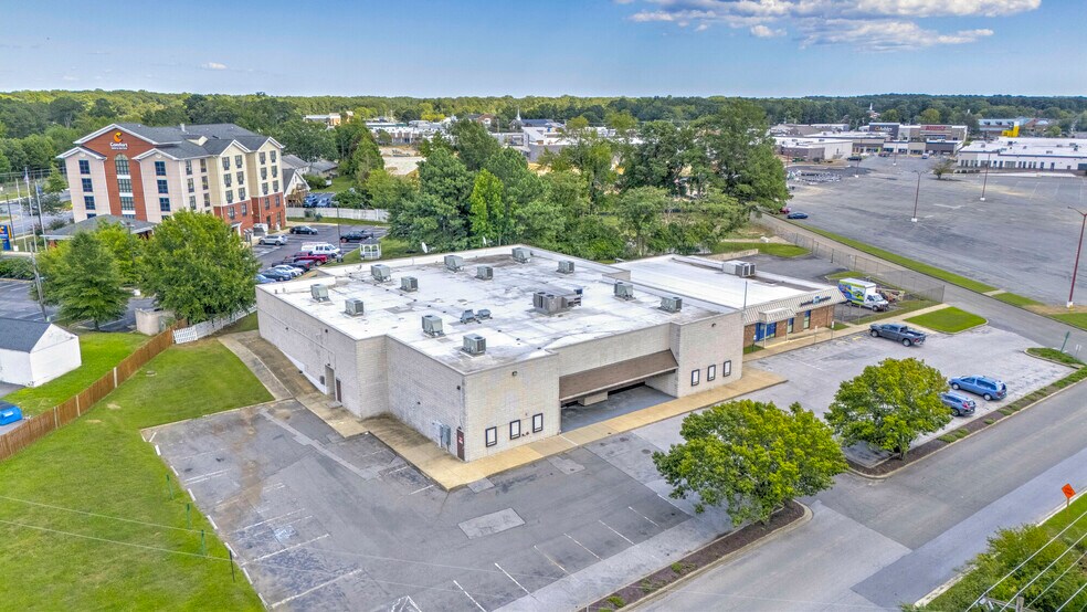 21800 N Shangri La Dr, Lexington Park, MD à louer - Photo du bâtiment - Image 2 de 38