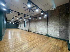 120 W 2nd St, Taylor, TX for lease Interior Photo- Image 2 of 5