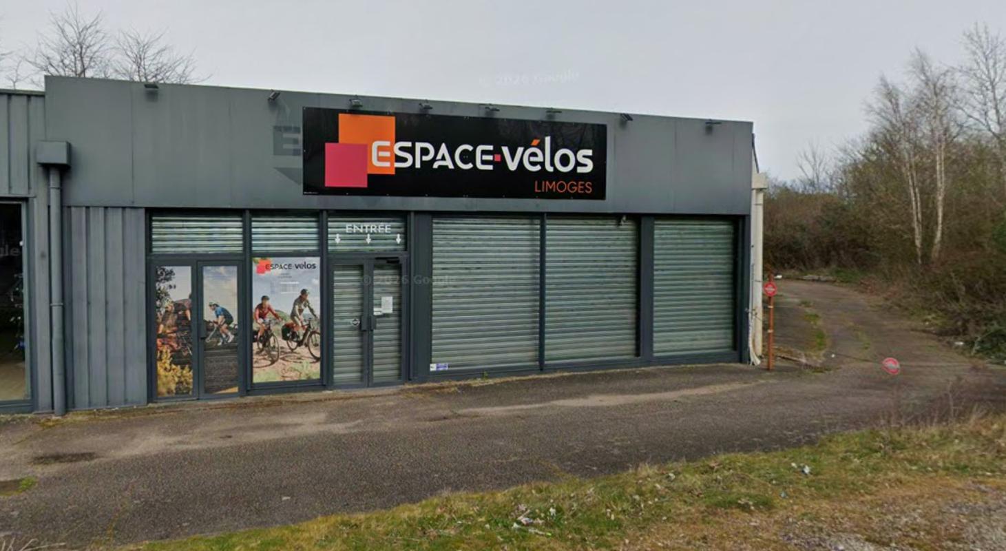 Flex in Feytiat for lease Building Photo- Image 1 of 2