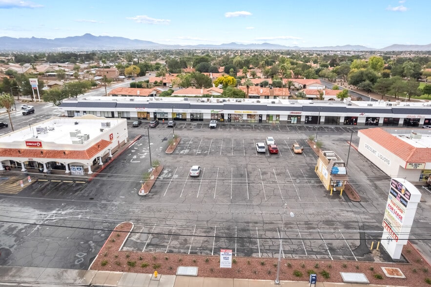 1725 E Warm Springs Rd, Las Vegas, NV for sale - Building Photo - Image 3 of 5
