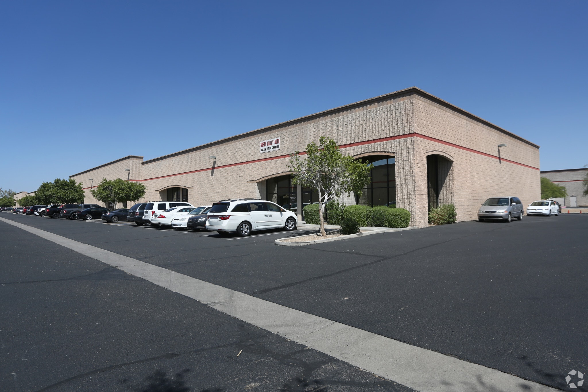 1725 W Williams Dr, Phoenix, AZ for lease Primary Photo- Image 1 of 7