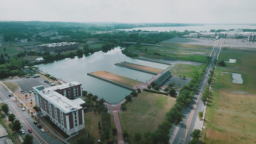 328 W Kirkpatrick St, Syracuse, NY à louer - Vidéo sur l’inscription commerciale - Image 2 de 28