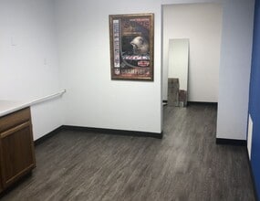 2101 N Hwy 190, Covington, LA for lease Building Photo- Image 2 of 2