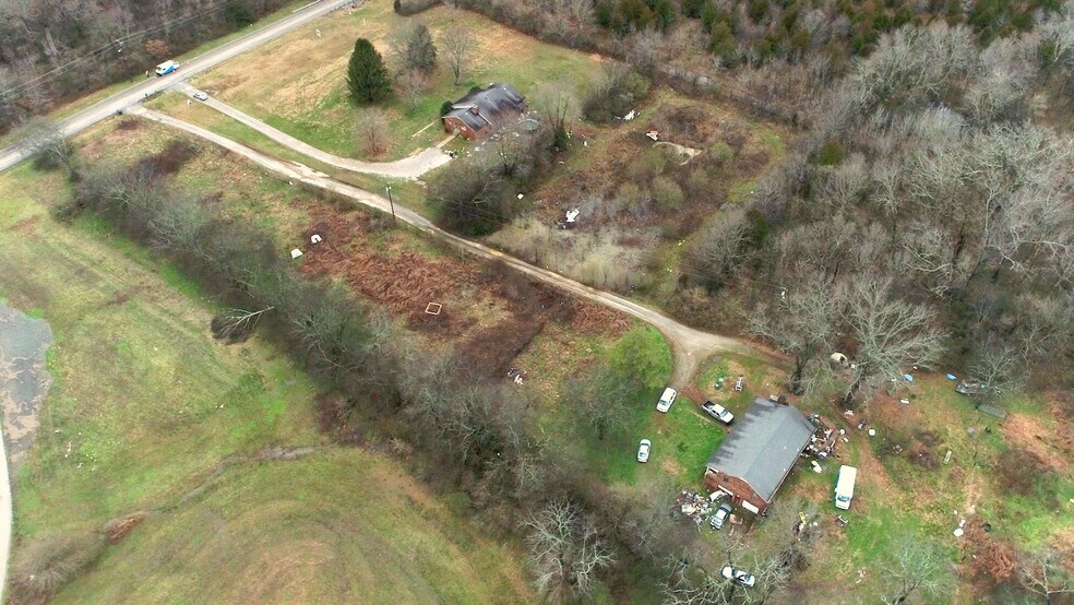 1009 Old Kedron Rd, Spring Hill, TN à vendre - Photo du bâtiment - Image 3 de 14