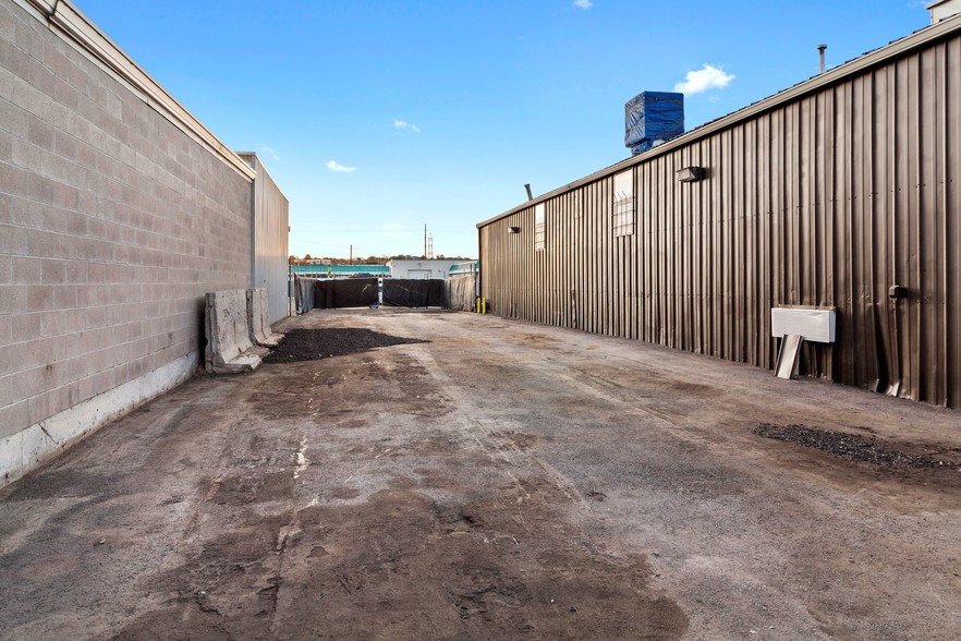 2310 S Jason St, Denver, CO for sale - Building Photo - Image 3 of 17