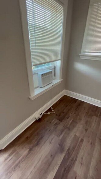 3720 Winnebago St, Saint Louis, MO à vendre - Vidéo sur l’inscription commerciale - Image 2 de 85