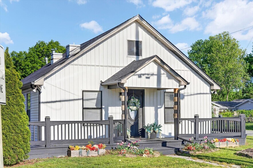425 N Main St, Nixa, MO à vendre - Photo du bâtiment - Image 3 de 29